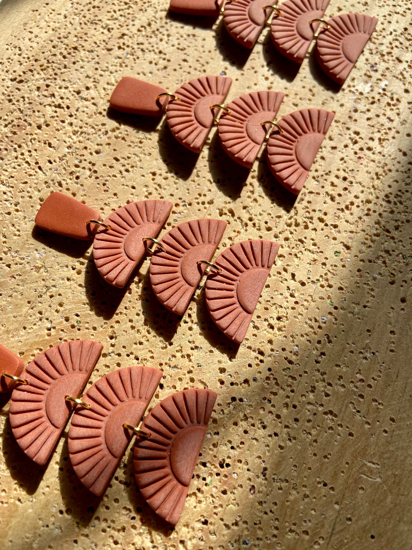 Sunrise Aged Terracotta